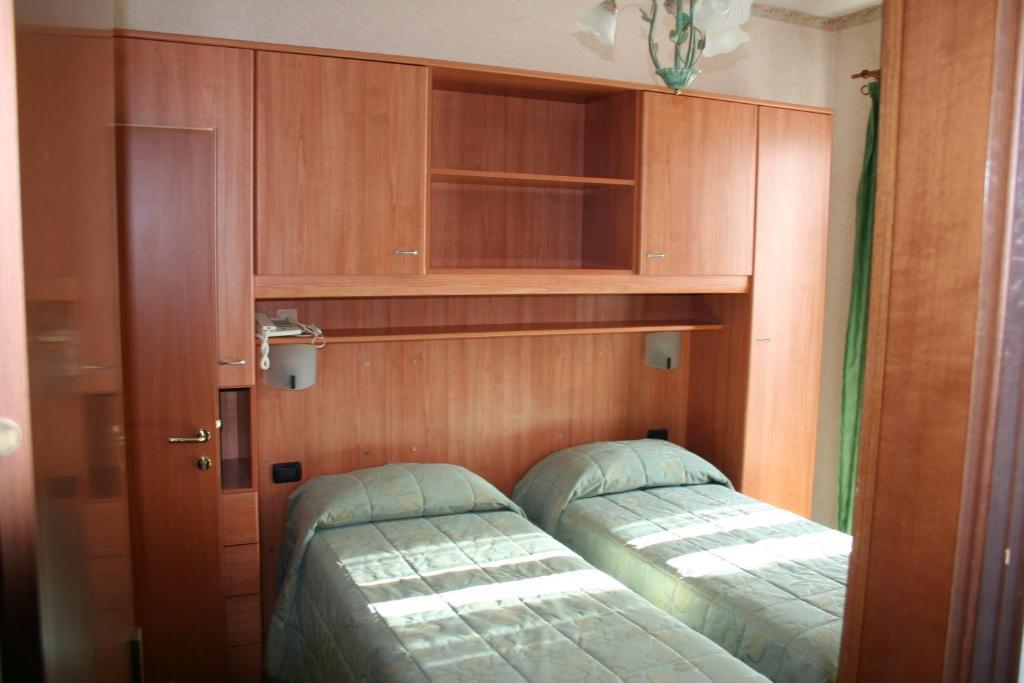 Hotel Migliorati Castione della Presolana Exteriör bild