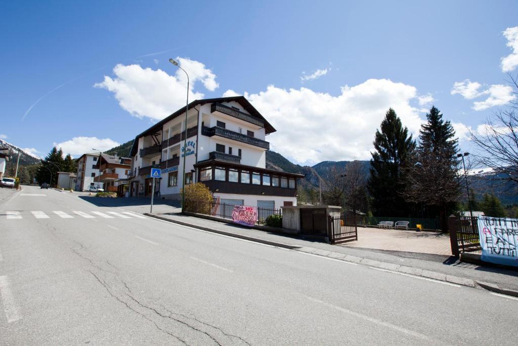 Hotel Migliorati Castione della Presolana Exteriör bild